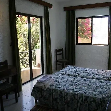 מלון Oasis Rhodes 3*